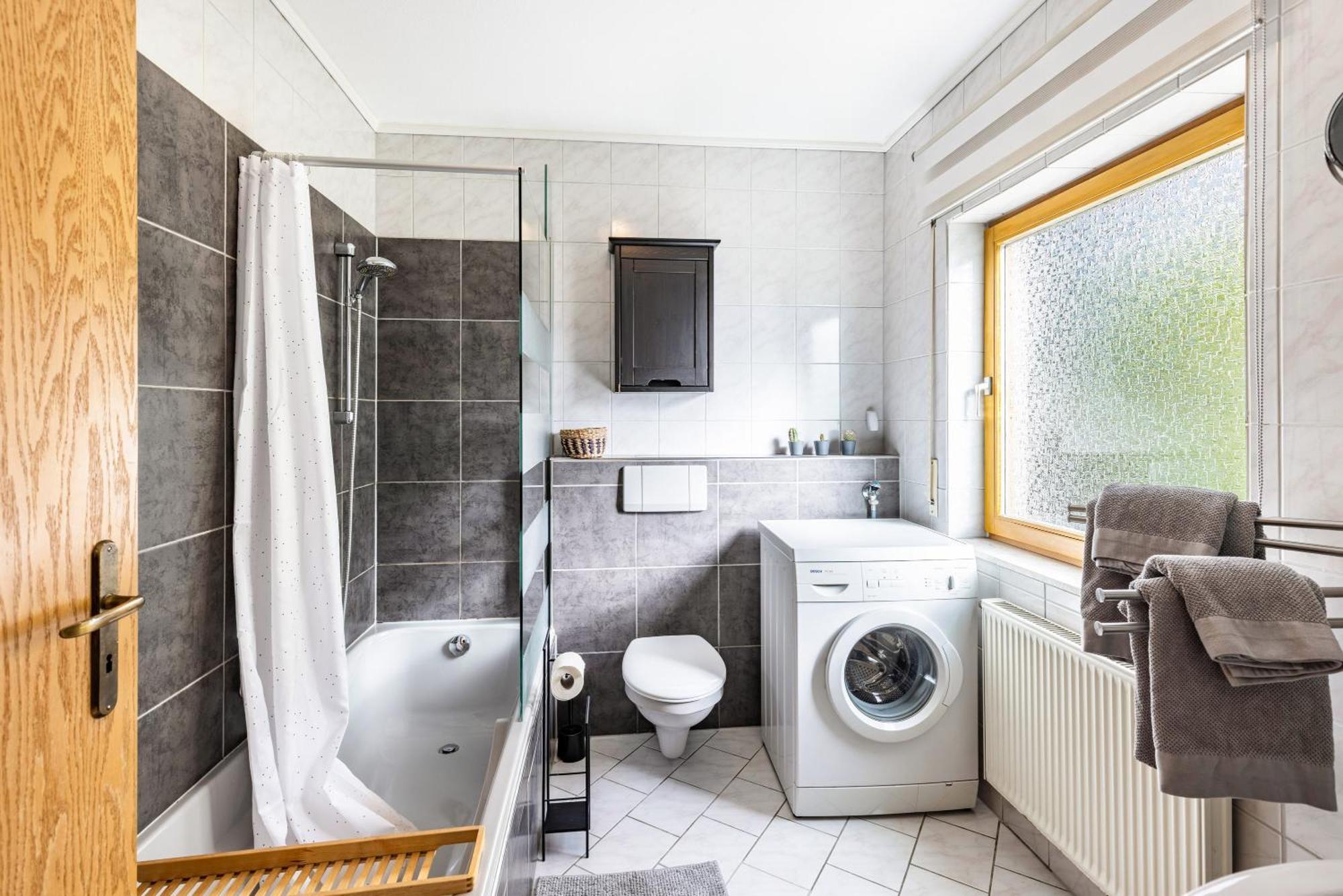 Suedalb Apartment Albstadt Bagian luar foto